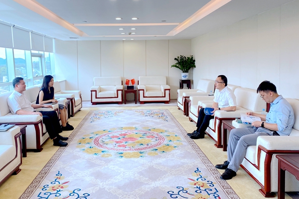 中小擔(dān)保與進(jìn)出口銀行廣西分行、郵儲銀行廣西區(qū)分行洽談業(yè)務(wù)合作